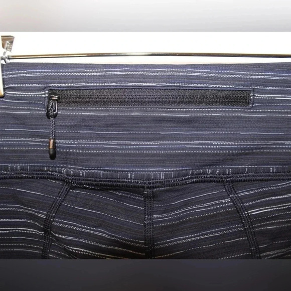 Women’s Lululemon Pace Rival Crop Leggings 22" Size 2 - Picture 9 of 12